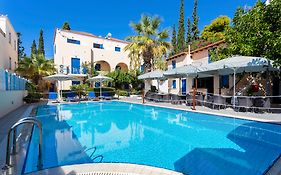 Vanas Apartments